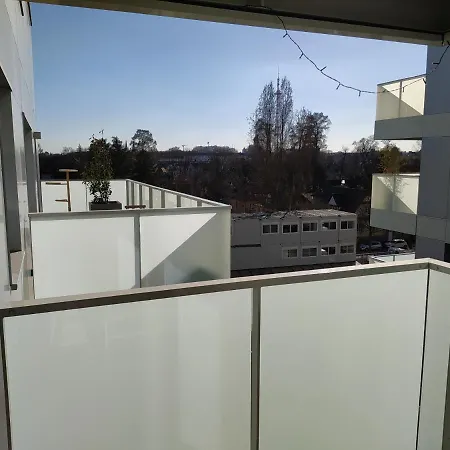 Apartman Magnifique Et Grand Trois Pieces Avec Belle Terrasse Meublee Et Arboree